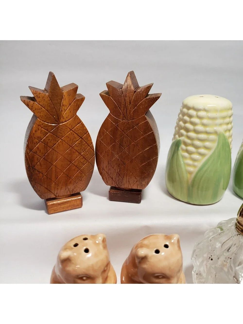 Vintage to New Salt & Pepper Lot 6 Pairs Kitsch Corn Cobs, Wood Acorns Glass